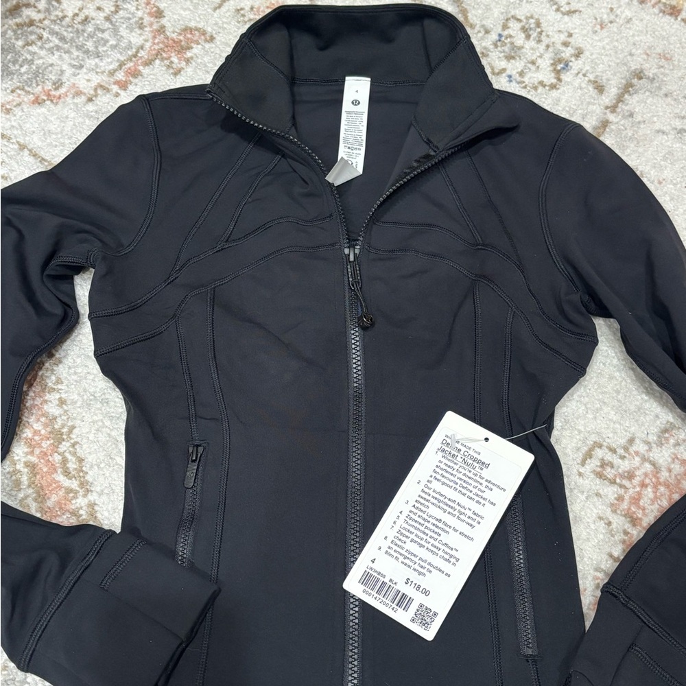 NWT Lululemon cropped define Jacket nulu 4